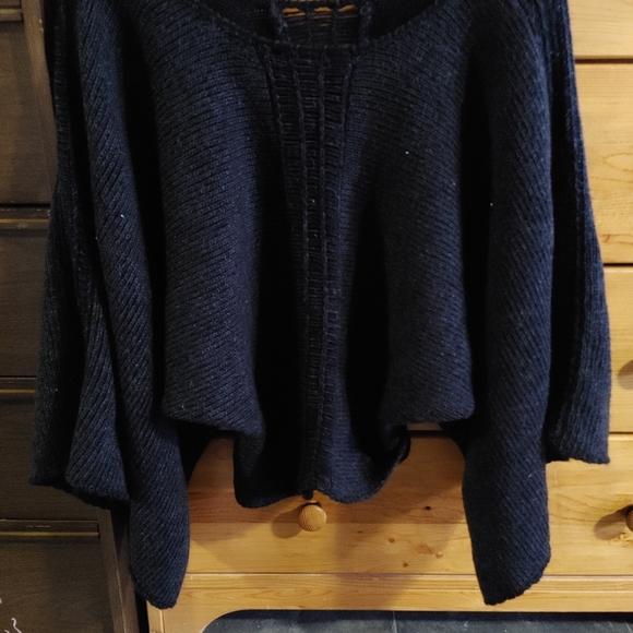 Half sleeve tunic - Picture 1 of 1